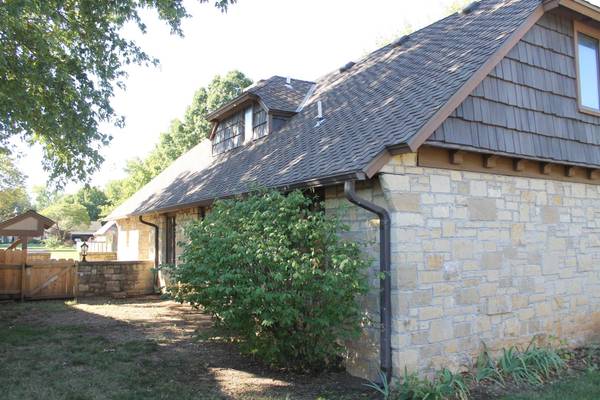 1710 Cotswold Ln, Winfield, KS 67156