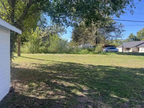 617 N 4, Arkansas City, KS 67005