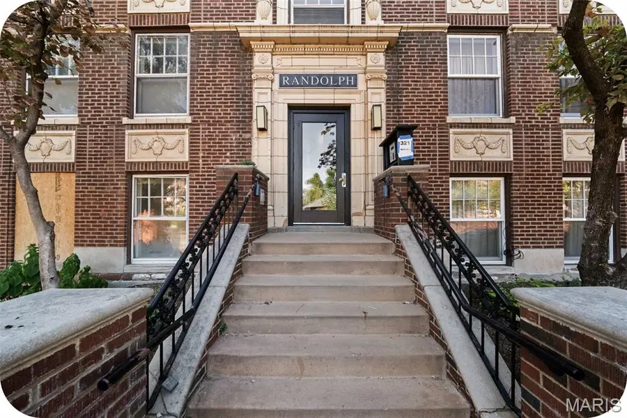 321 Belt AVE #401, St Louis, MO 63112