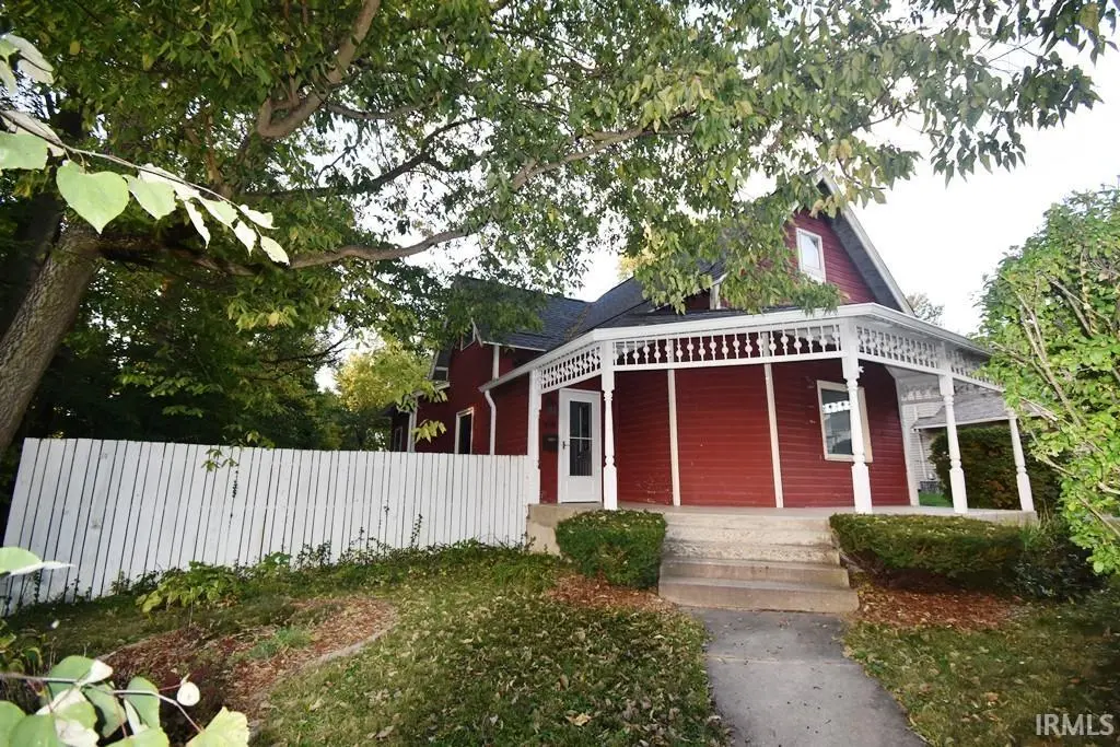 300 E Armstrong ST, Frankfort, IN 46041-3103