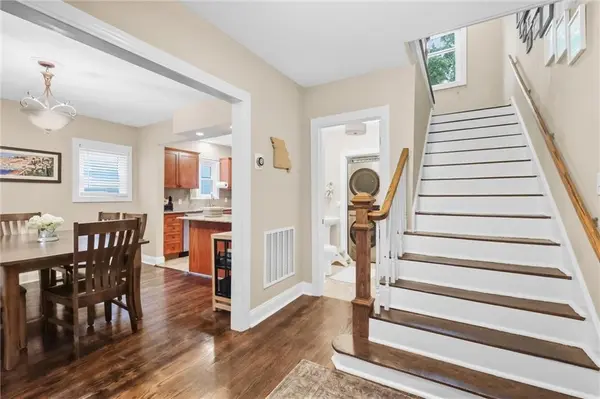 5127 Walnut ST, Kansas City, MO 64112