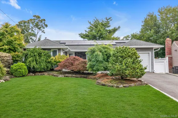 315 Cherry PL, East Meadow, NY 11554