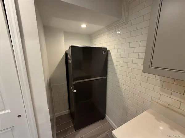 8311 169th ST, Jamaica, NY 11432