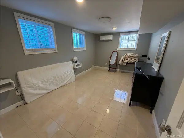 8311 169th ST, Jamaica, NY 11432