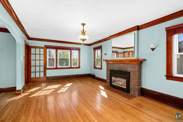 4505 W 7th St, Duluth, MN 55807