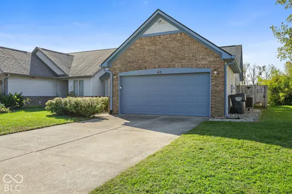 43 Virgil DR, Greenwood, IN 46142