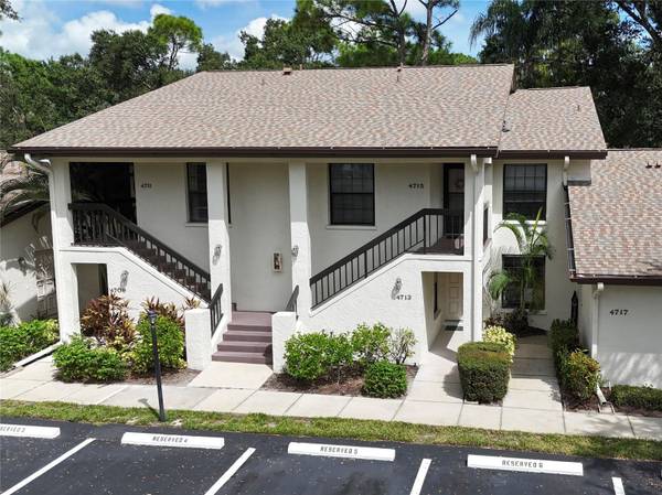 4713 WINSLOW BEACON #5, Sarasota, FL 34235