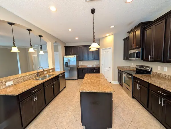 7714 LANDCARE LN, Tampa, FL 33616