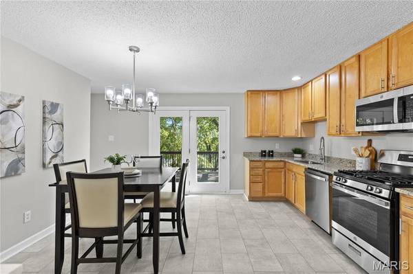 3609 Arlington DR, St Charles, MO 63303
