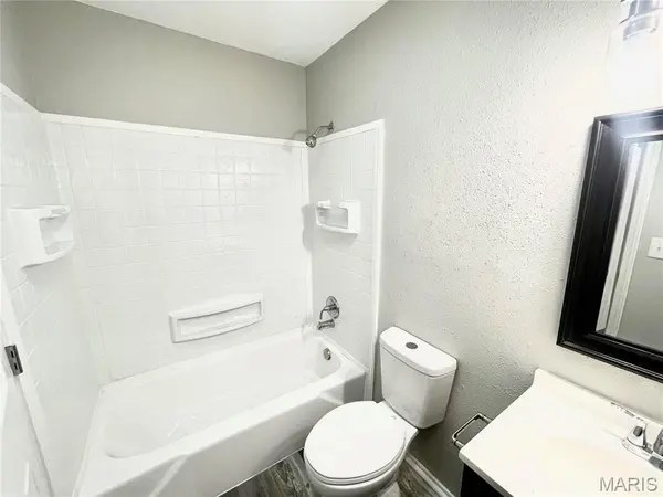 2441 E 24th ST #1, Granite City, IL 62040