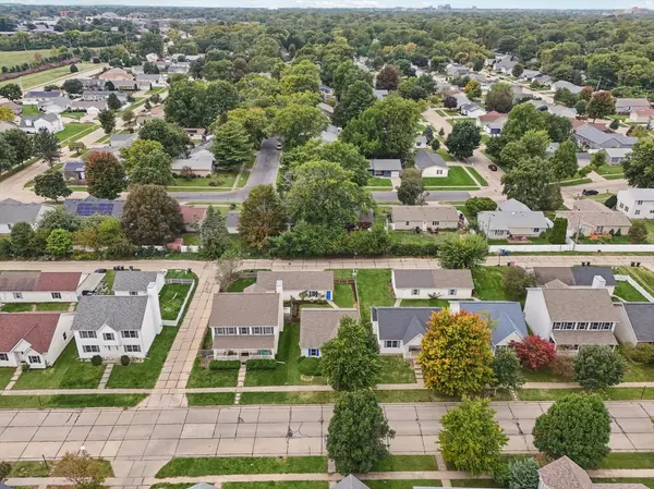 1419 S Smith RD, Urbana, IL 61802