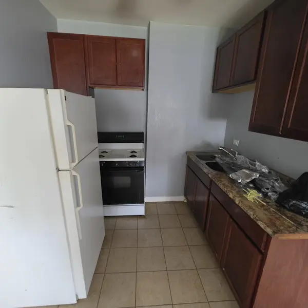 4441 W CONGRESS Pkwy, Chicago, IL 60624