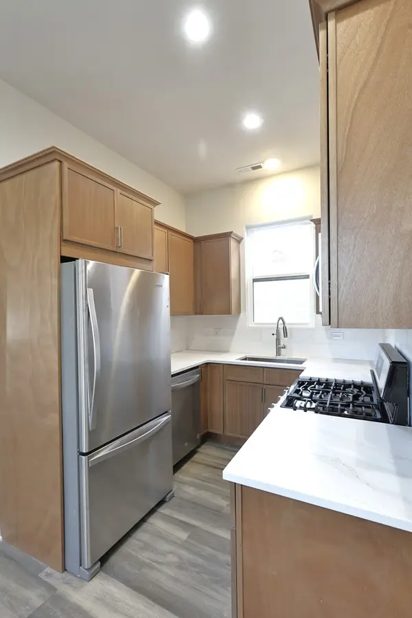 3621 S Winchester AVE #2R, Chicago, IL 60609