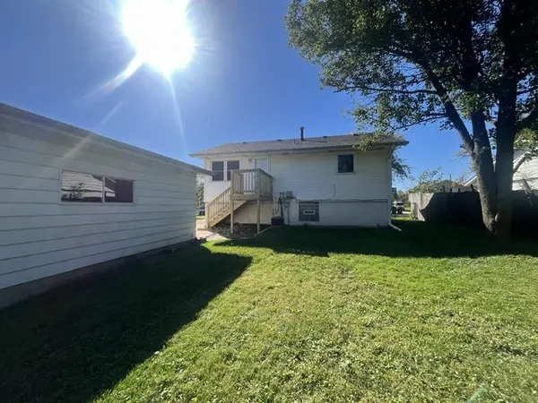 4210 Greenbrier LN, Richton Park, IL 60471