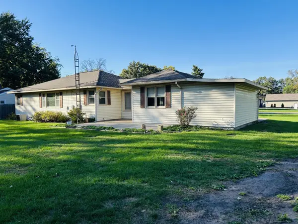 201 W Stevenson ST, Morocco, IN 47963