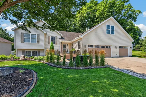 4087 Raspberry Ridge RD NE, Prior Lake, MN 55372
