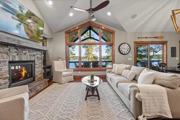 25128 Nisswa Lake LN, Nisswa, MN 56468