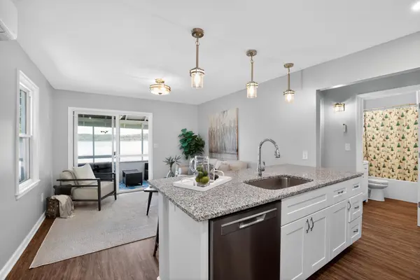 2627 Commerce BLVD, Mound, MN 55364