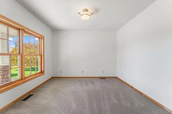 3513 147th AVE NE, Ham Lake, MN 55304