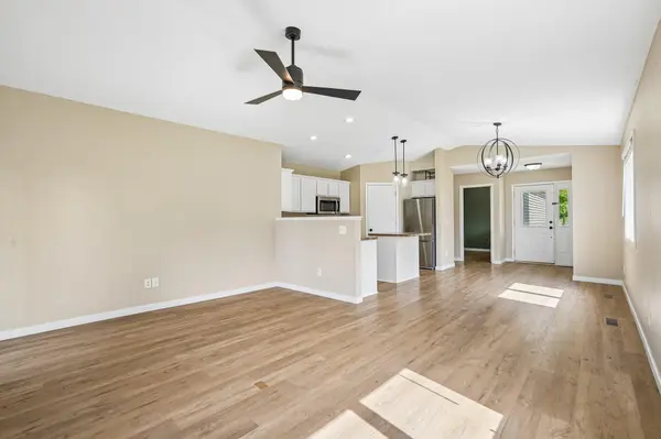 1303 Prairie LN, Saint Croix Falls, WI 54024