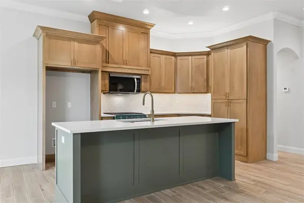2132 Santa Monica ST, Edmond, OK 73034