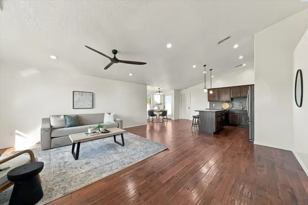 6209 Panther Lane, Pasco, WA 99301
