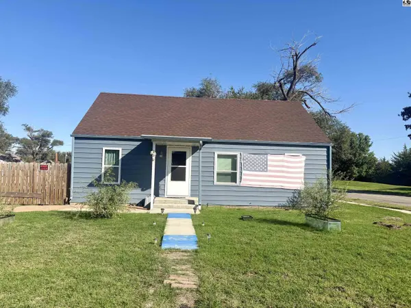426 E Walker St, Hutchinson, KS 67501