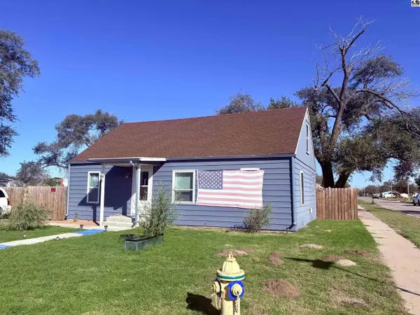 426 E Walker St, Hutchinson, KS 67501