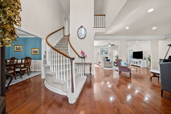 2704 Wakefield Dr, Clarksville, TN 37043