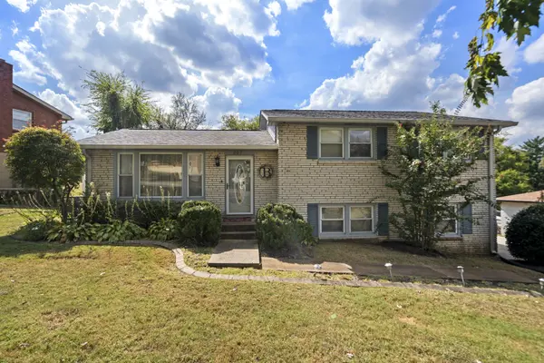 607 Comet Dr, Nashville, TN 37209