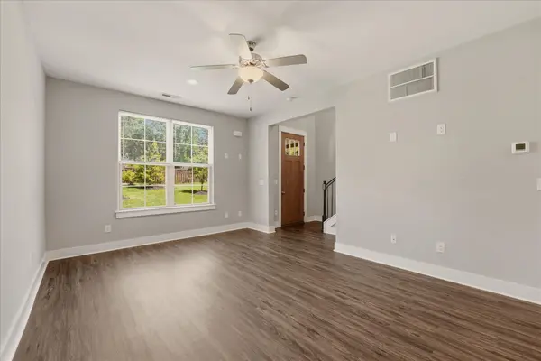 730 Old Hickory Blvd #104, Nashville, TN 37209