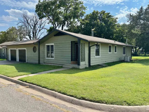 321 N Pine St,  Argonia,  KS 67004