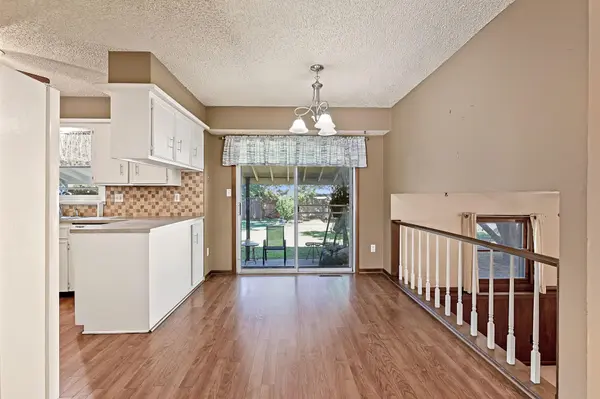 1000 E Market, Derby, KS 67037