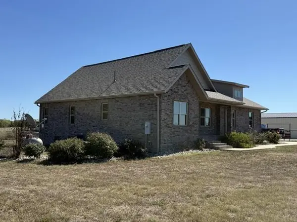 23811 Lawrence 1170, Verona, MO 65769