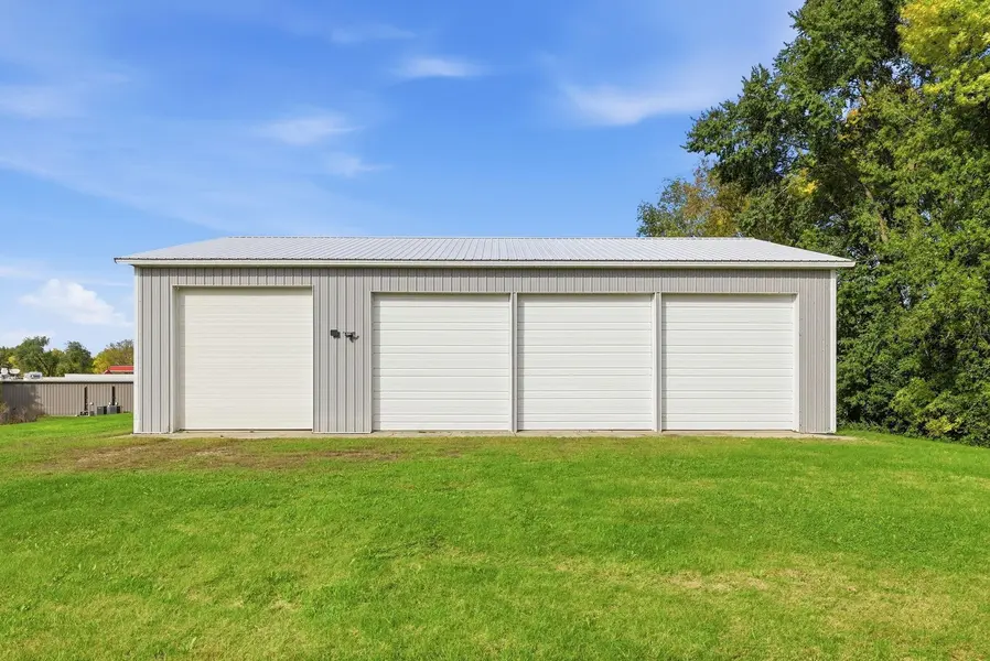 520 & 522 Highway 7 E, Hutchinson, MN 55350