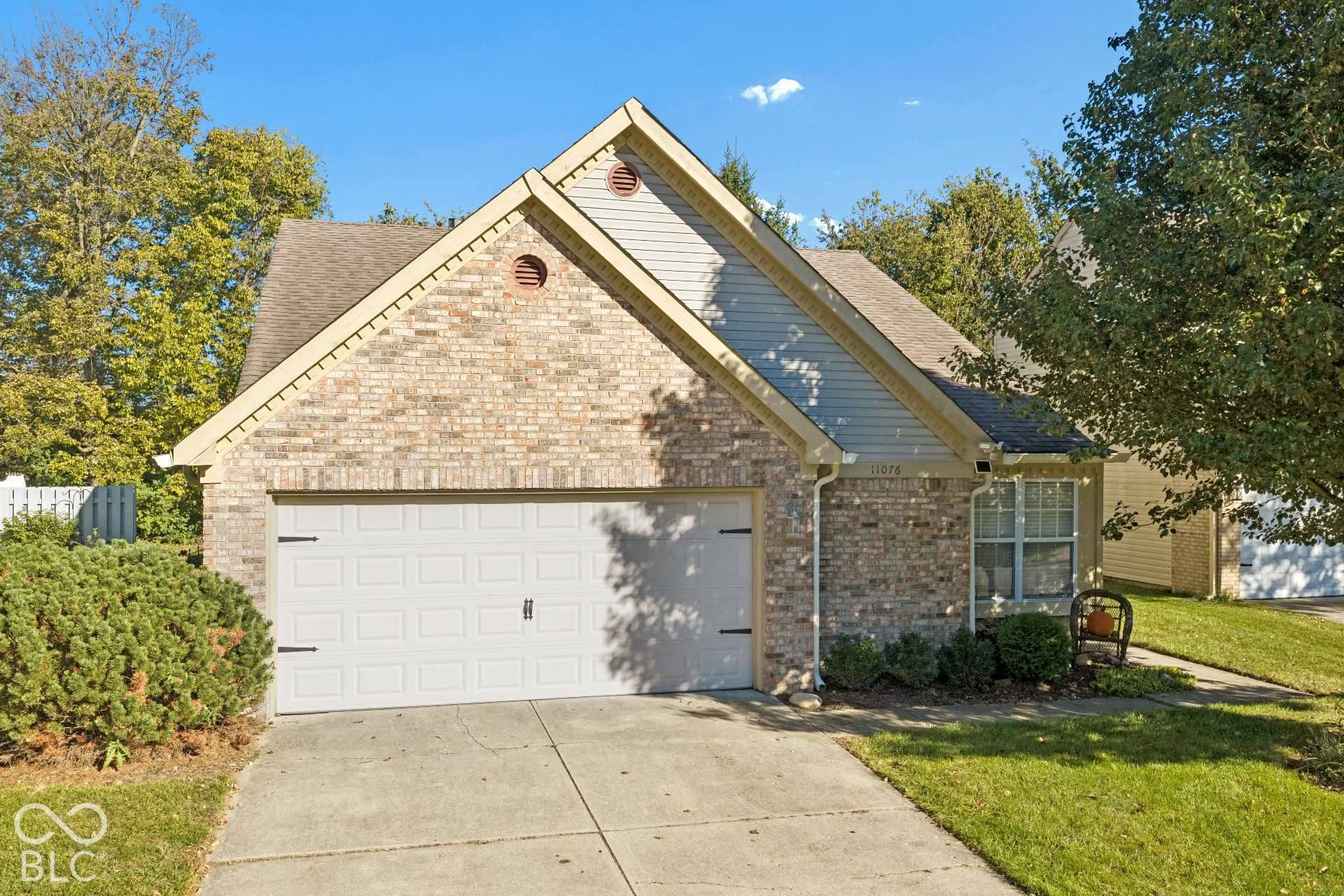 11076 Oakridge DR, Fishers, IN 46038
