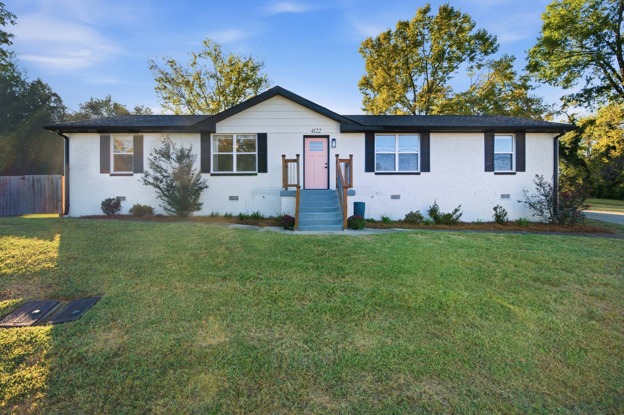 628 Maplewood Ln, Nashville, TN 37216