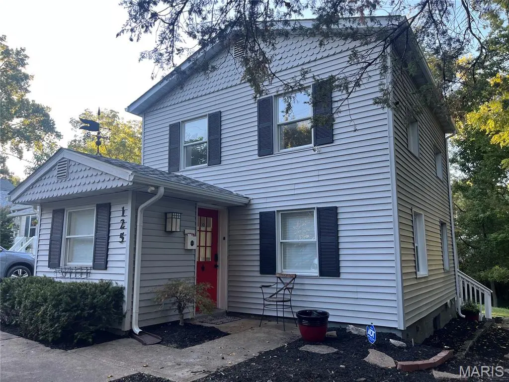 125 E Frisco AVE, Webster Groves, MO 63119