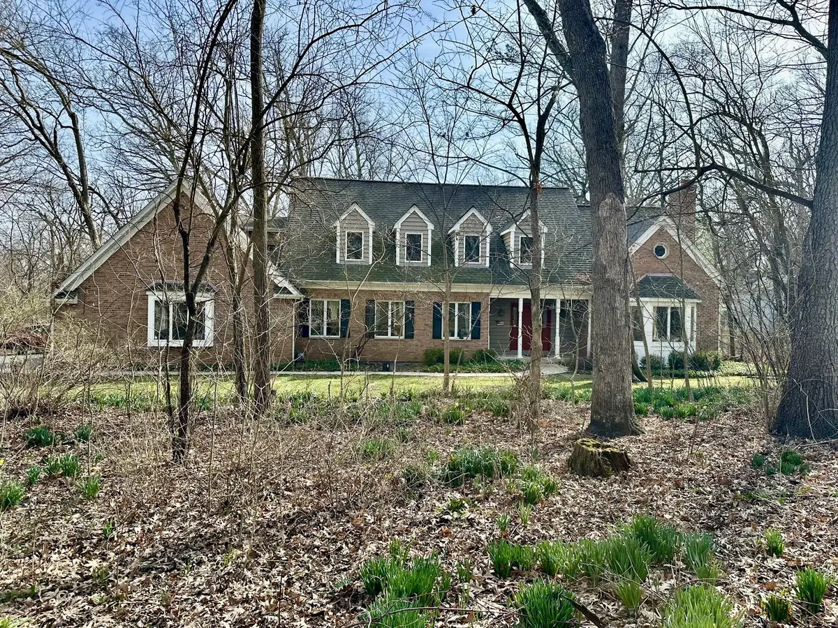 37W305 Crane RD, St. Charles, IL 60175