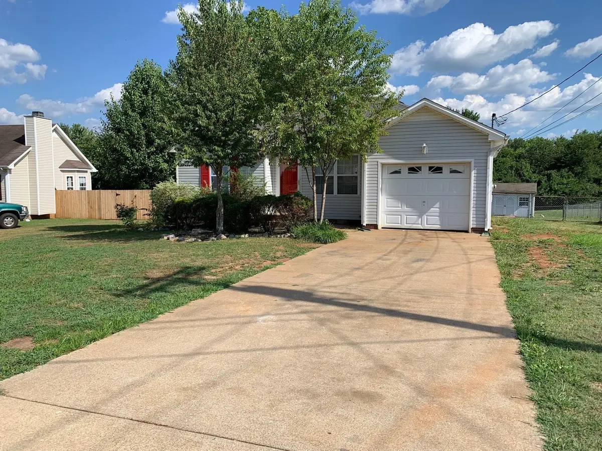 1324 Venessa, Clarksville, TN 37042