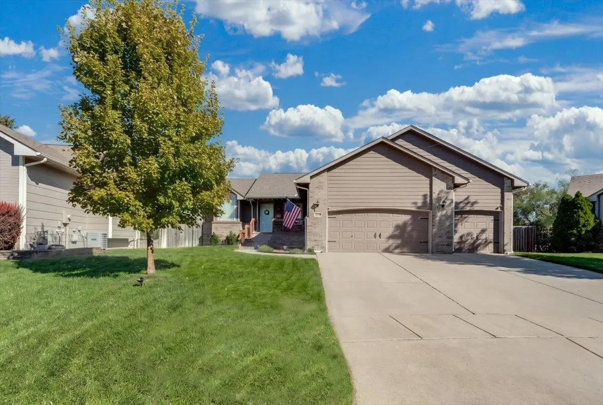 2430 S Westgate Ct., Wichita, KS 67215
