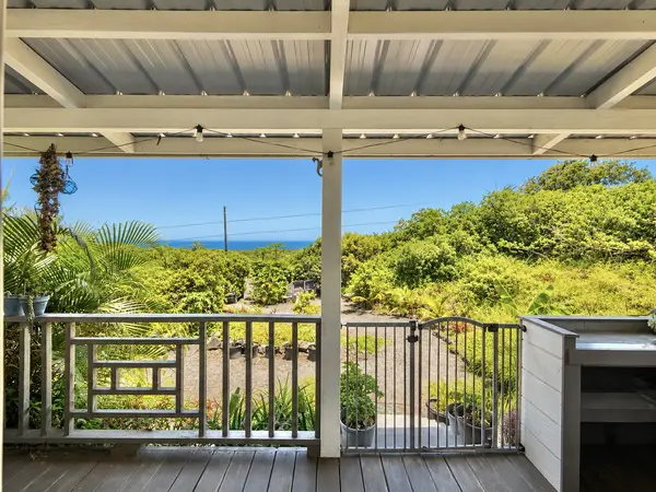 94-6356 MAUKA ST, Naalehu, HI 96772