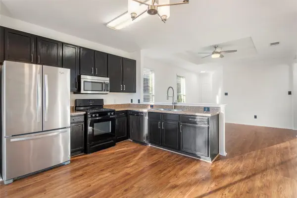 155 Dandy DR, Buda, TX 78610
