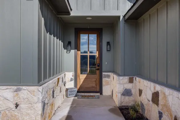 1703 COUNTY RD #217, Giddings, TX 78942