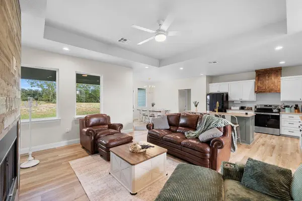 1703 COUNTY RD #217, Giddings, TX 78942