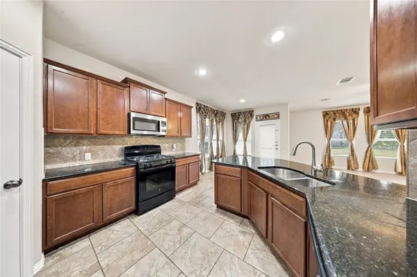 181 Fossilstone TRL, Buda, TX 78610