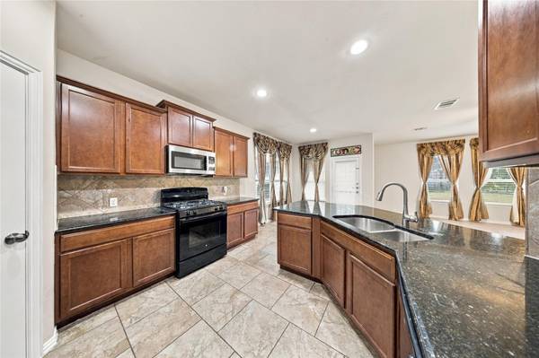181 Fossilstone TRL, Buda, TX 78610