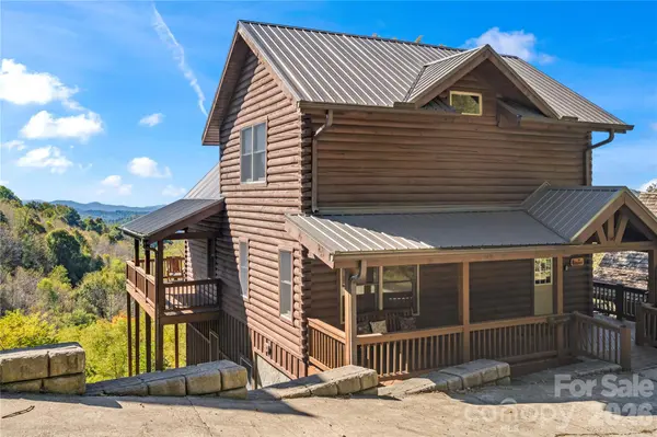 39 Valley Heights RD, Mars Hill, NC 28754
