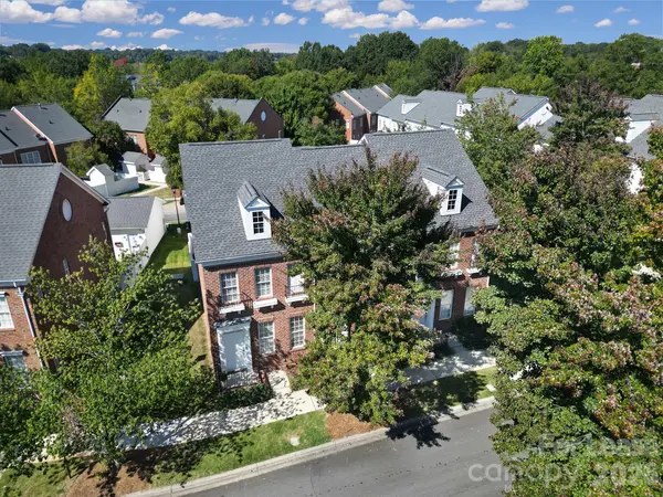 635 Old Meeting WAY, Davidson, NC 28036