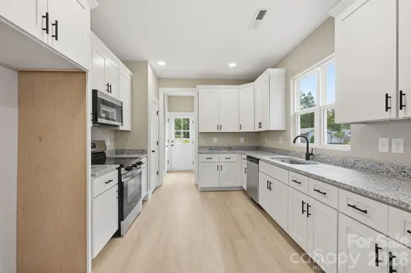 1027 Houston ST, Gastonia, NC 28052